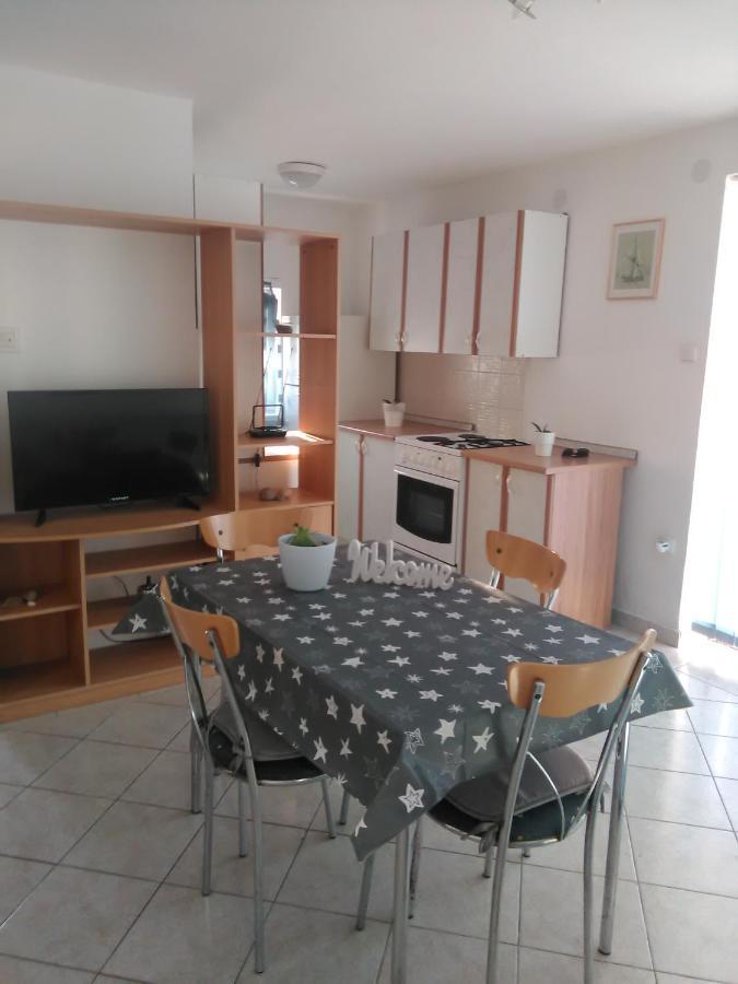 פג Apartmani Maja מראה חיצוני תמונה